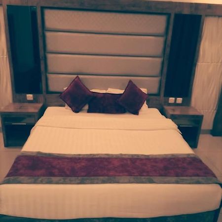 Aram Room Riadh Exterior foto